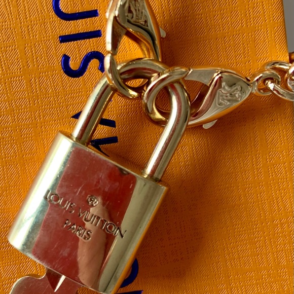 LOUIS VUITTON PADLOCK & MATCHING CHAIN W/BOX BAG - Picture 6 of 13